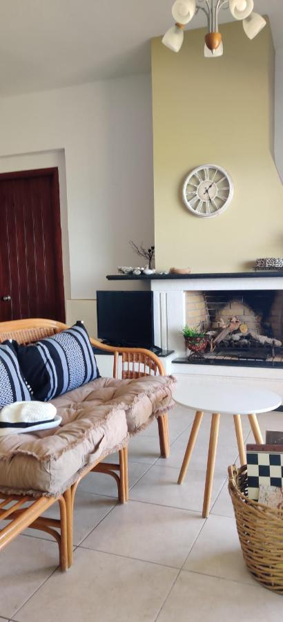 Kamiros Apartment Kalavarda ภายนอก รูปภาพ