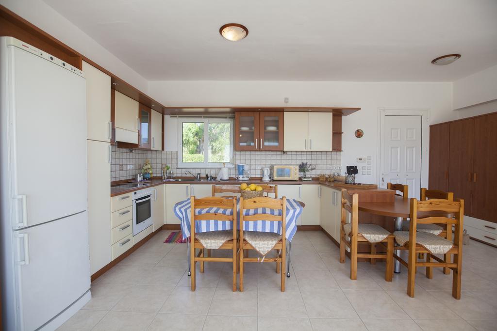 Kamiros Apartment Kalavarda ภายนอก รูปภาพ