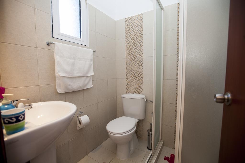 Kamiros Apartment Kalavarda ภายนอก รูปภาพ